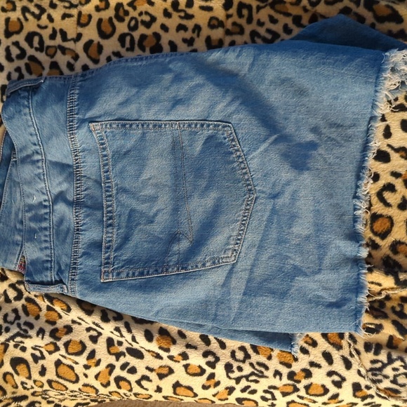 Plus size American eagle shorts - Picture 2 of 5